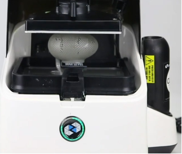 Обзор 3D принтера Uniz Slash Plus