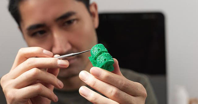 fabpro-jewelcast-green-ring2_0.jpg fabpro-jewelcast-green-ring2_0.jpg