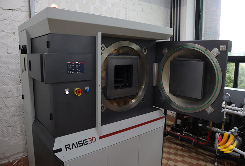 Обзор системы по 3D-печати металлом Raise3D MetalFuse (14).JPG
