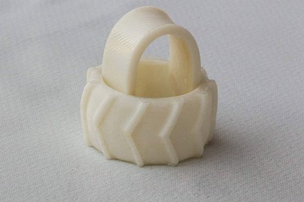 Катушка Bflex пластика Bestfilament, желтая, 1.75 мм 0,5кг., (st_bflex_yellow_0.5kg_1.75)